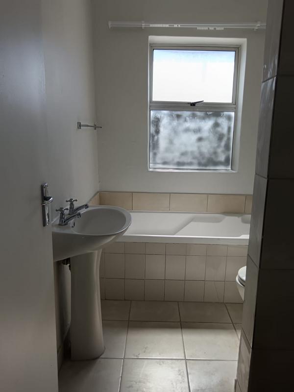 To Let 2 Bedroom Property for Rent in Bellville Western Cape